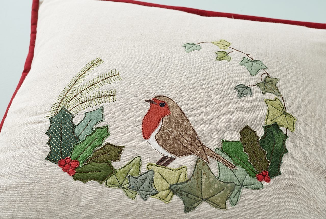 Christmas Appliqu Robin Printable Template And Cushion DIY 